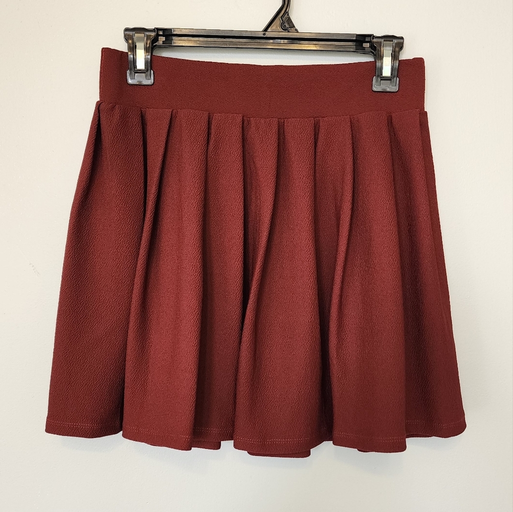 NWT Love Streak Pleated Mini Skirt